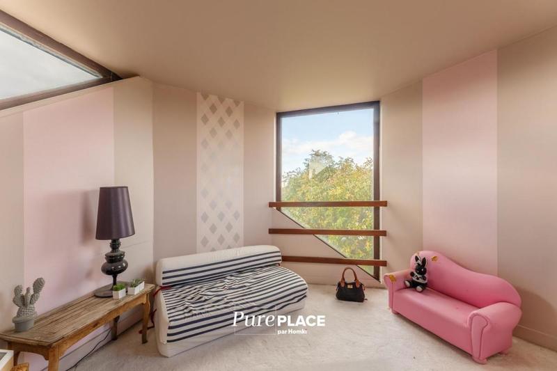 Maison - 250 m² - 8 pièces