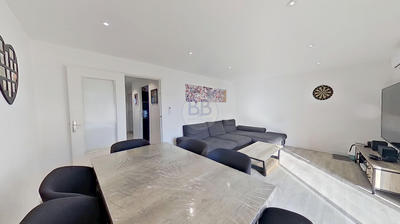 Appartement - 65 m² - 3 pièces