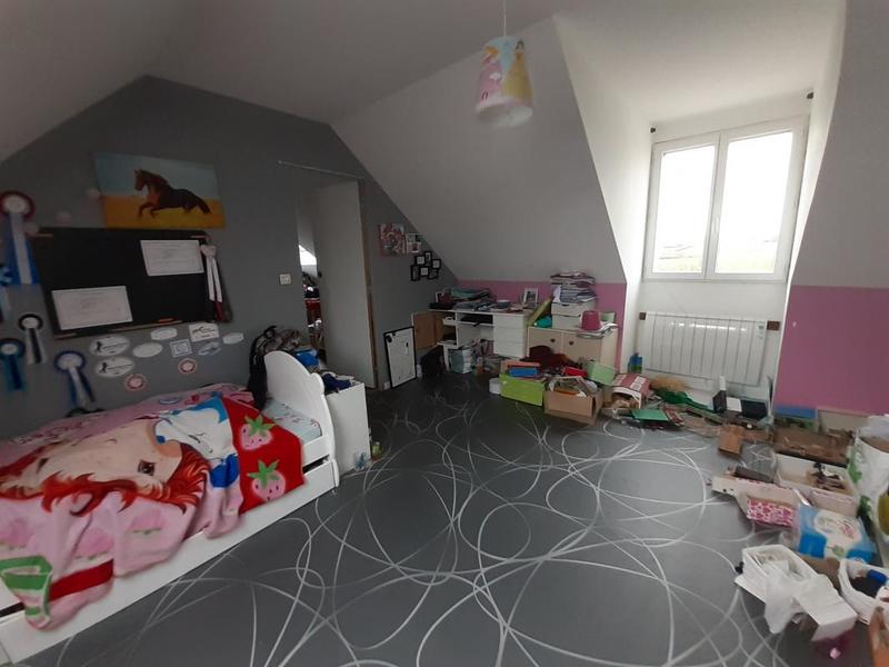 Pavillon - 130 m² - 7 pièces