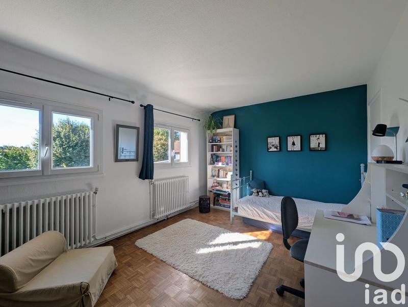 Maison - 186 m² - 8 pièces