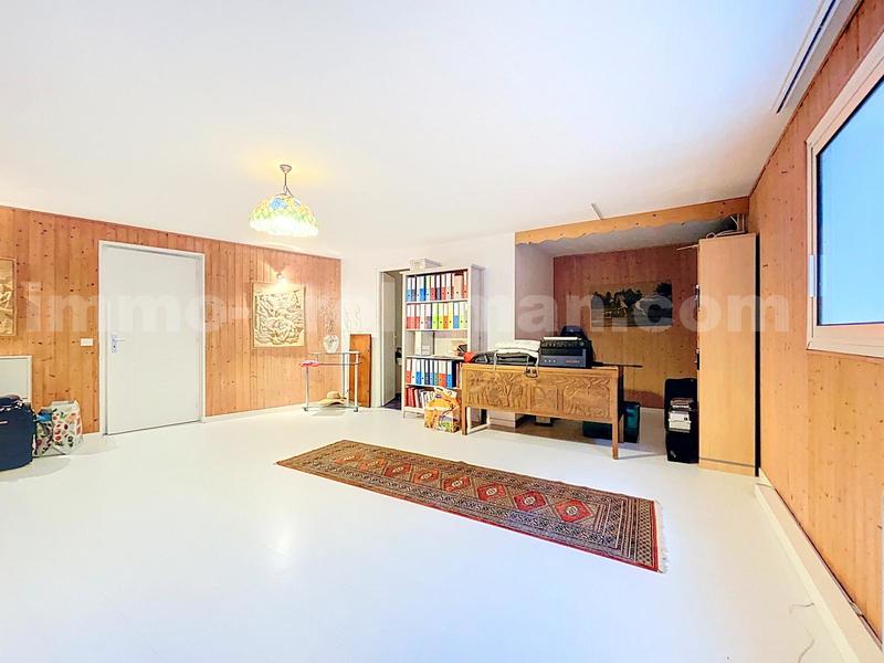 Maison - 180 m² - 5 pièces