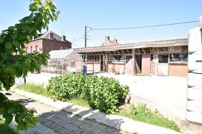 Maison traditionnelle - 223 m² - 10 pièces