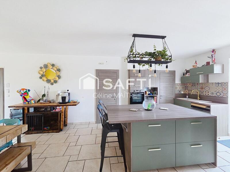 Maison de village - 180 m² - 7 pièces