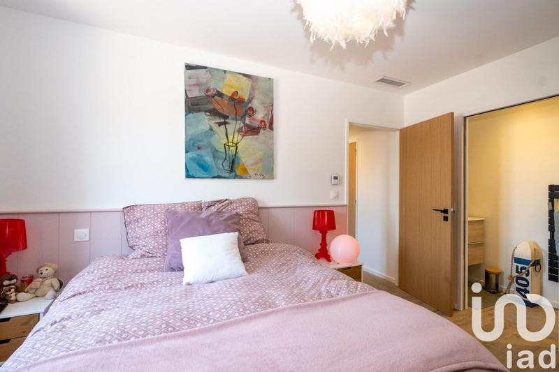 Maison - 244 m² - 8 pièces