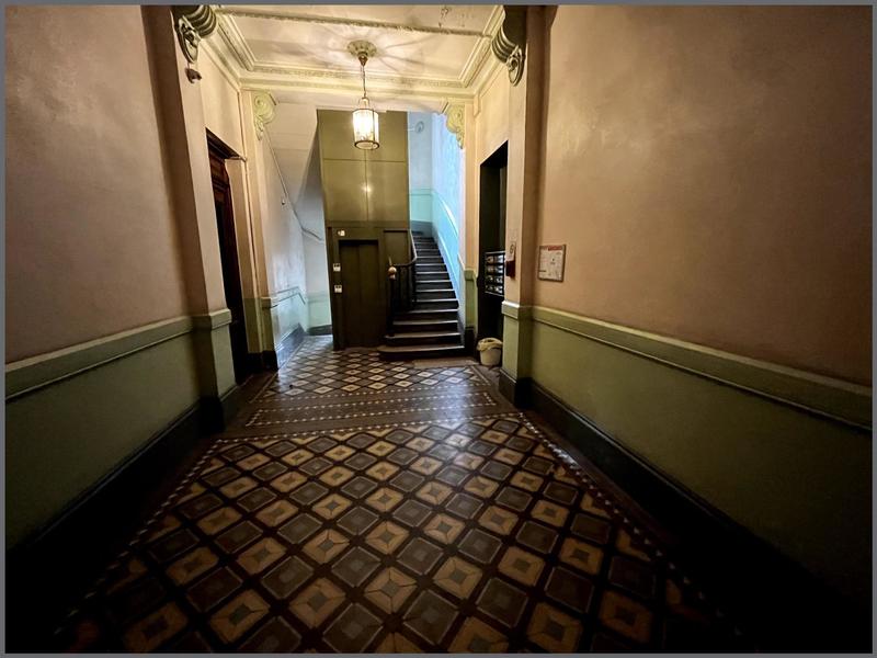 Appartement - 121 m² - 4 pièces