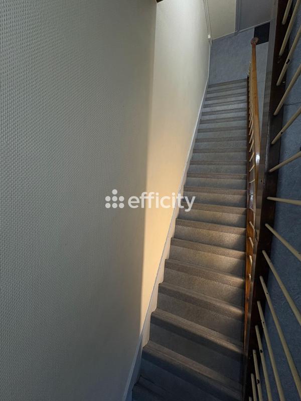 Appartement - 102 m² - 5 pièces