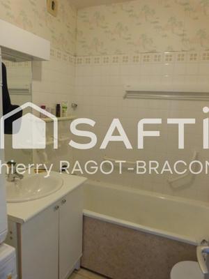 Appartement - 75 m² - 3 pièces