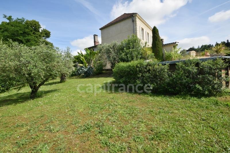 Maison de maîtres - 223 m² - 7 pièces