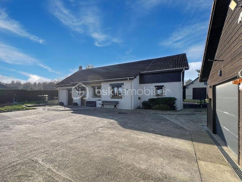 Maison traditionnelle - 110 m² - 7 pièces