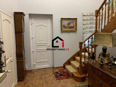 Maison - 388 m² - 13 pièces