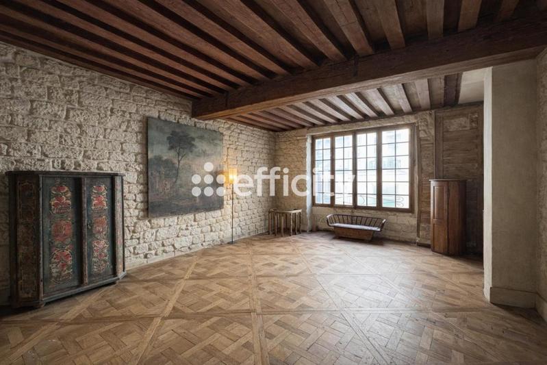 Appartement - 82 m² - 3 pièces