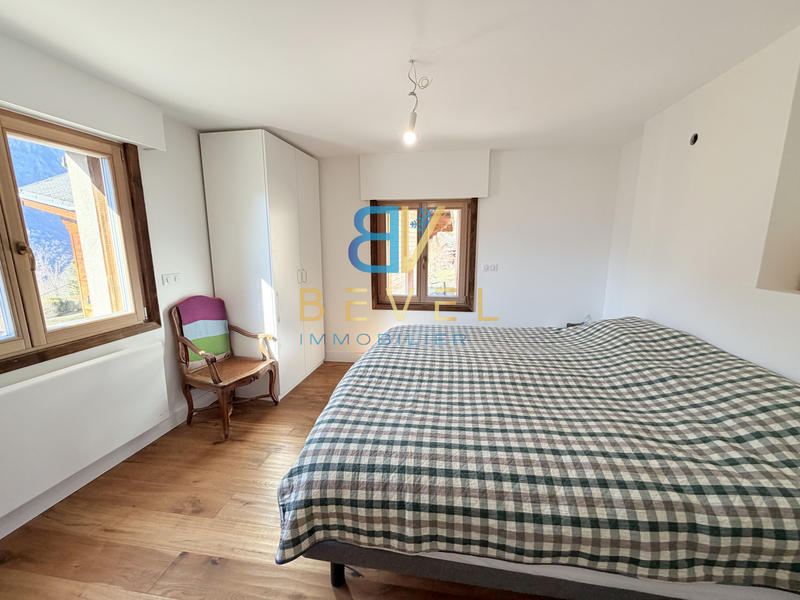 Maison - 324 m² - 5 pièces