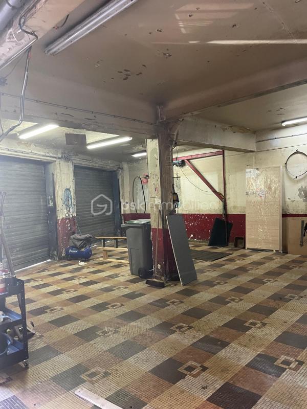 Bureau - 120 m² - 1 pièce