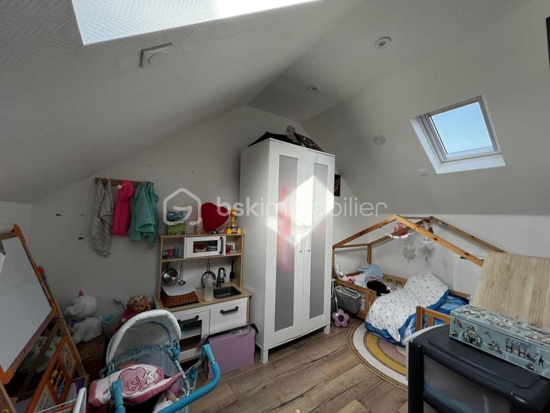 Maison - 102 m² - 7 pièces