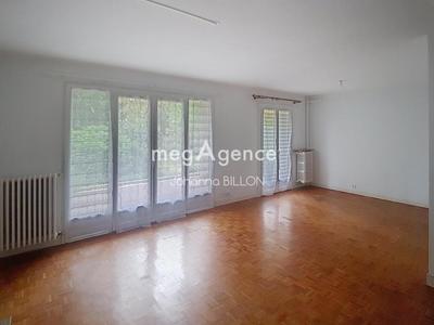 Appartement - 98 m² - 5 pièces