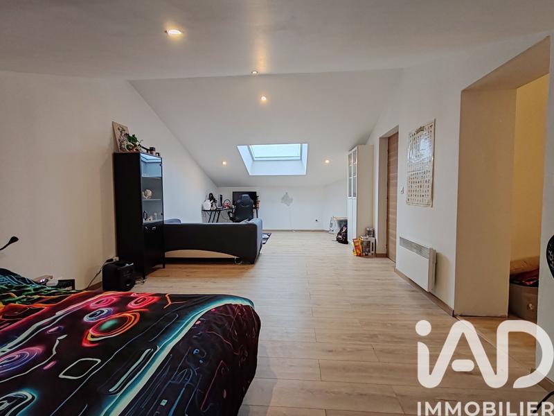 Maison - 203 m² - 8 pièces