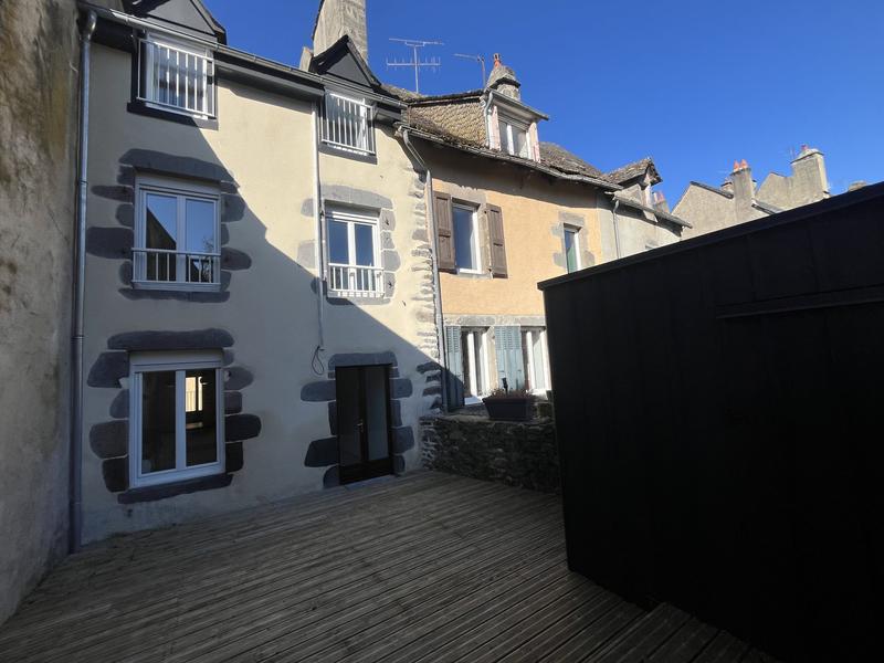 Maison - 155 m² - 6 pièces