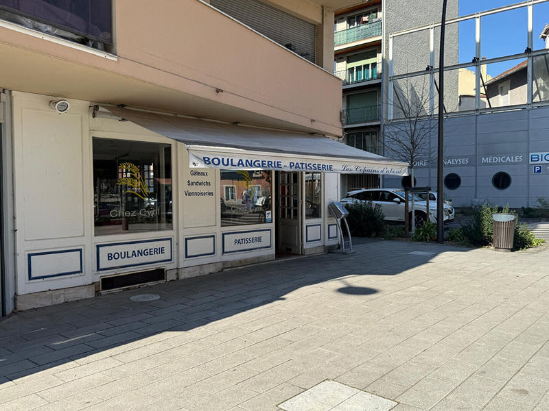 Local commercial - 52 m² - 2 pièces