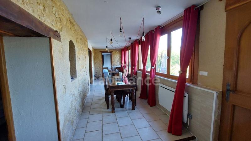 Maison - 363 m² - 17 pièces
