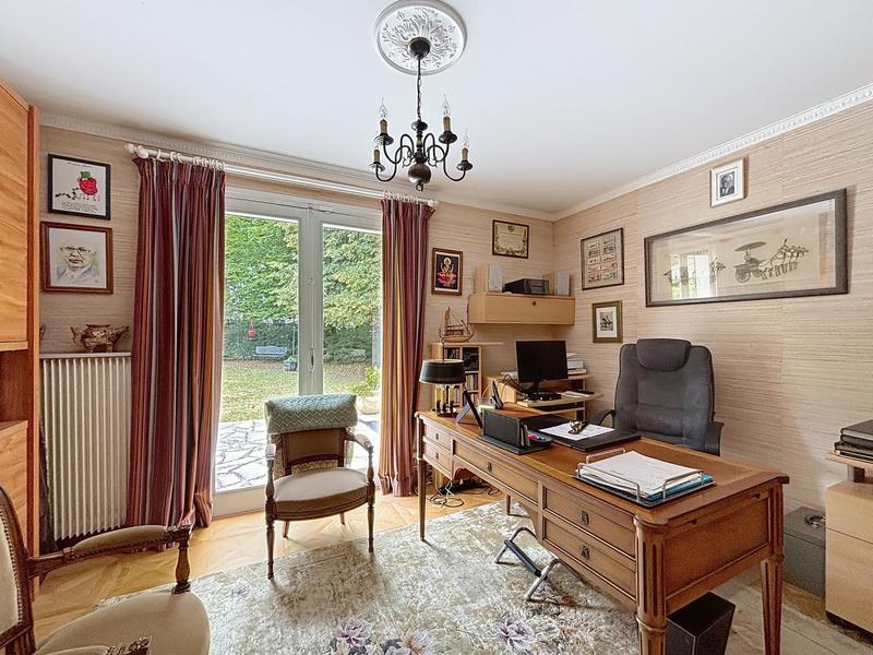 Maison - 189 m² - 7 pièces