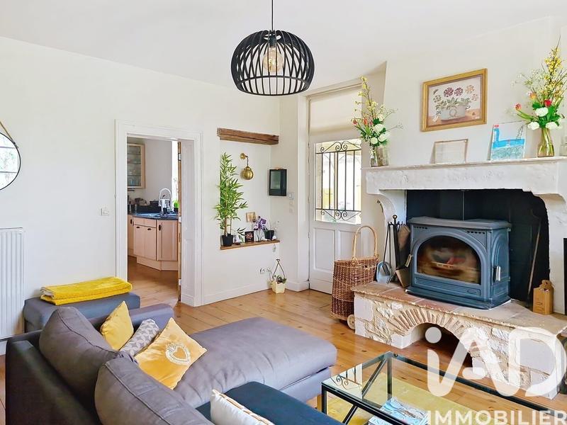 Maison - 437 m² - 12 pièces