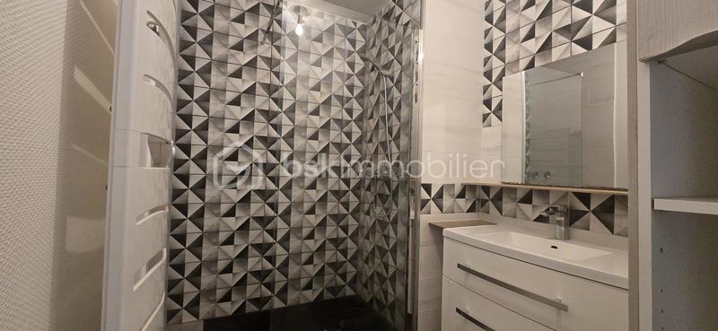 Appartement - 70 m² - 4 pièces