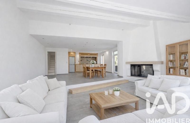 Maison - 165 m² - 7 pièces