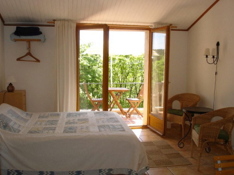 Maison - 360 m² - 10 pièces