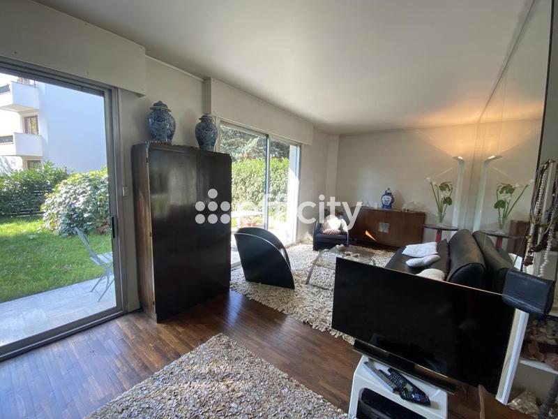 Appartement - 86 m² - 4 pièces