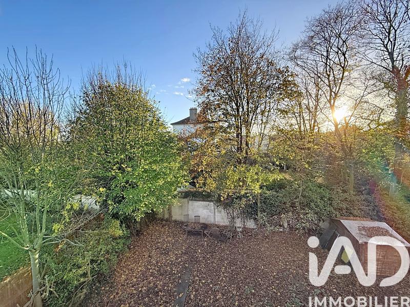 Maison - 102 m² - 6 pièces