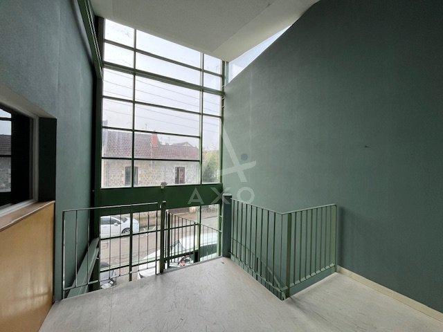 Entrepôt - 1 337 m²