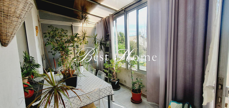 Appartement - 105 m² - 5 pièces