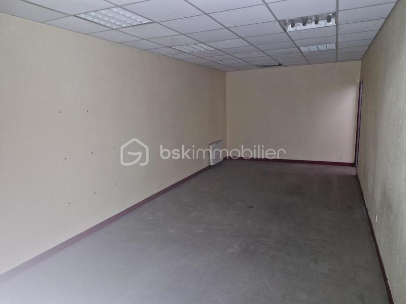 Local commercial - 508 m² - 6 pièces