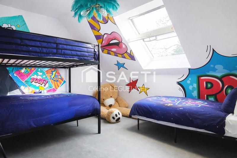 Maison - 151 m² - 7 pièces