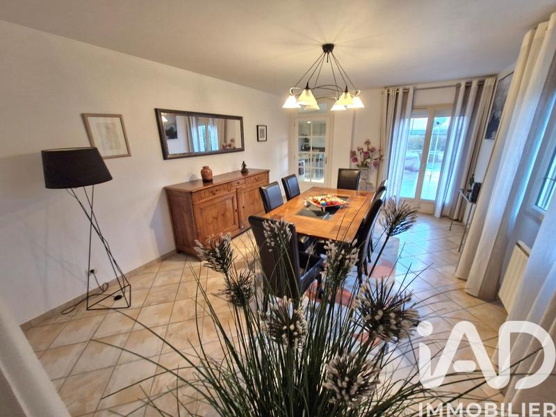 Maison - 165 m² - 6 pièces