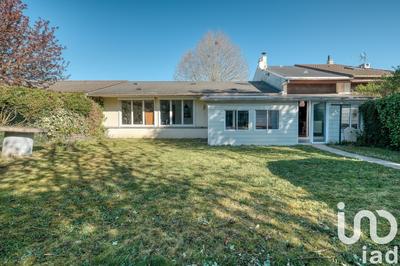 Maison - 137 m² - 6 pièces