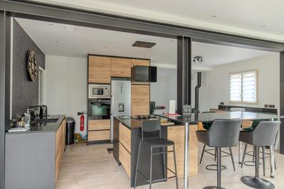 Maison - 163 m² - 7 pièces