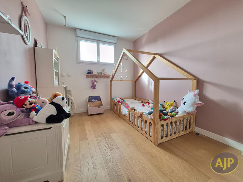 Maison - 122 m² - 6 pièces