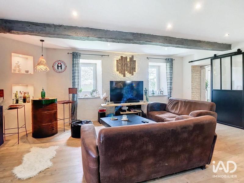 Maison - 545 m² - 12 pièces