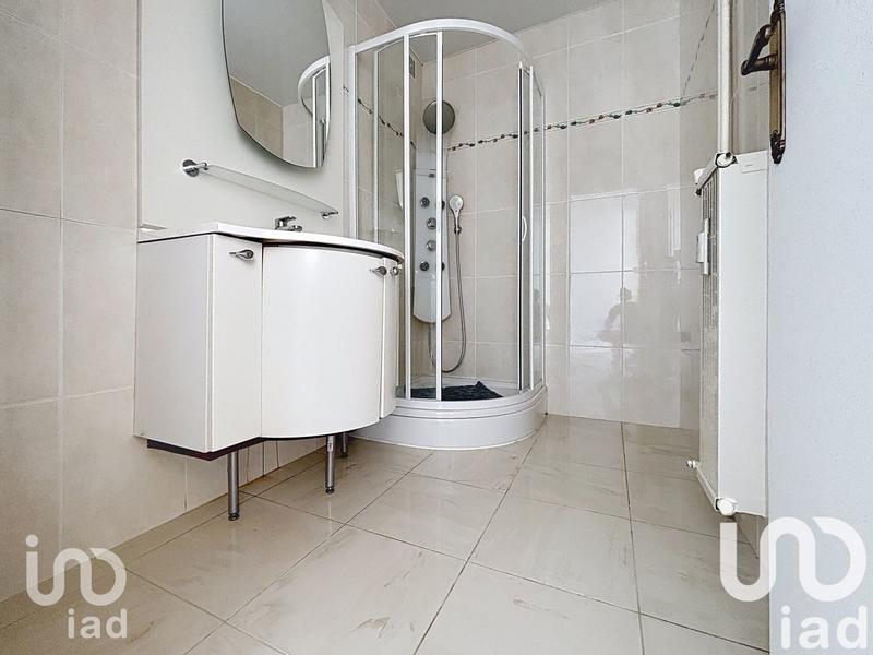 Appartement - 100 m² - 5 pièces