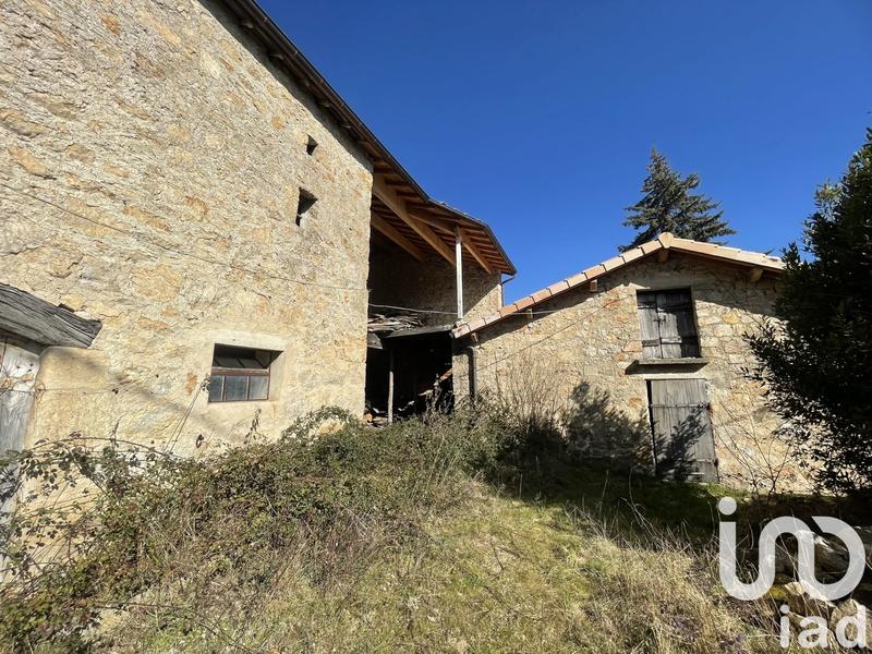 Maison - 220 m² - 5 pièces