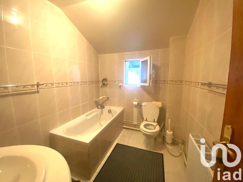 Appartement - 133 m² - 6 pièces