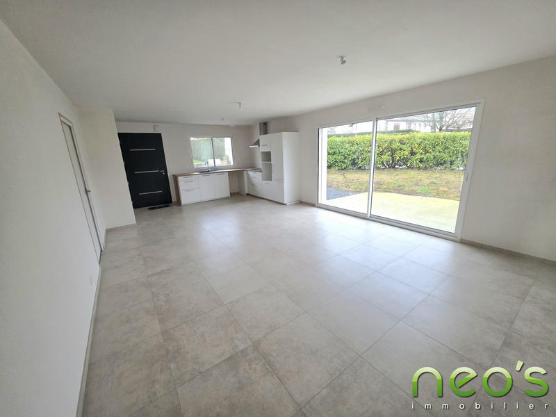 Maison - 92 m² - 4 pièces