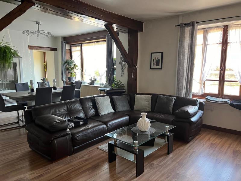 Maison - 122 m² - 6 pièces