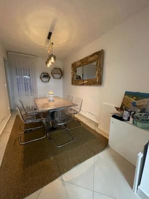 Maison - 141 m² - 8 pièces