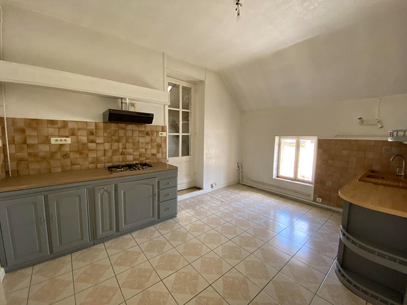 Appartement - 96 m² - 4 pièces