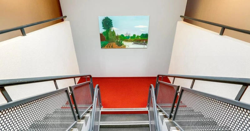 Fonds de commerce - 827 m²