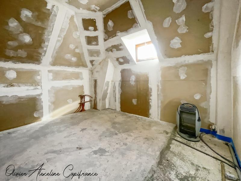 Maison - 187 m² - 7 pièces