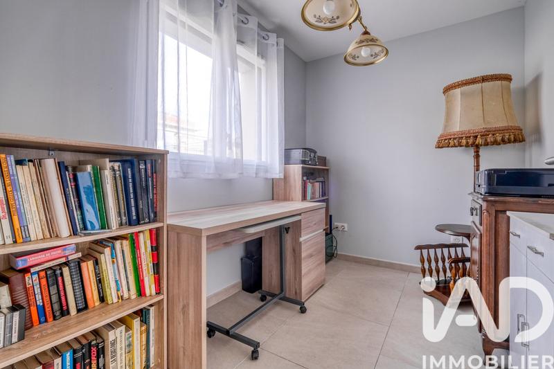 Maison - 192 m² - 10 pièces
