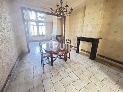 Maison bourgeoise - 168 m² - 9 pièces